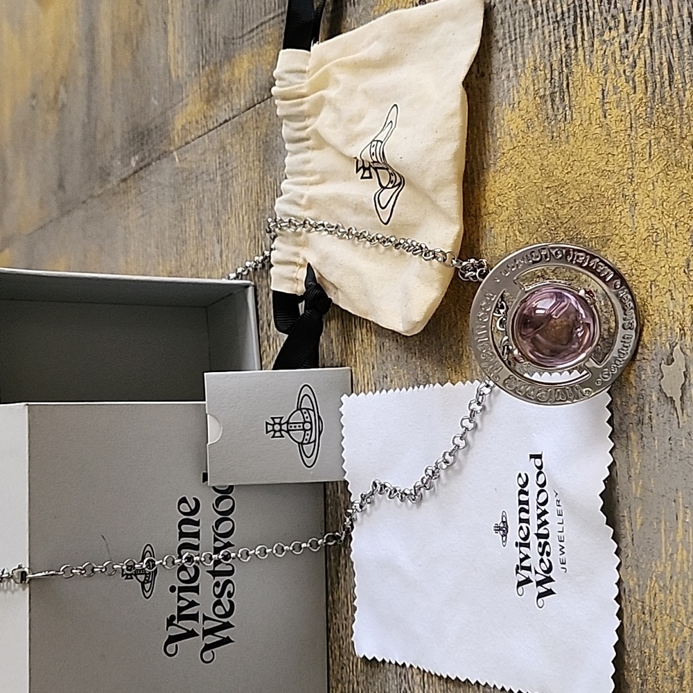 Beautiful Vivienne Westwood necklace